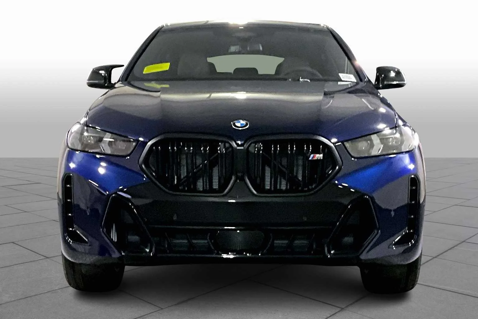 New 2026 Tanzanite Blue II Metallic BMW M60i image 2