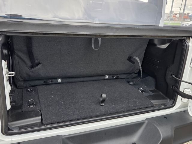 Used 2025 White Jeep Sport image 8