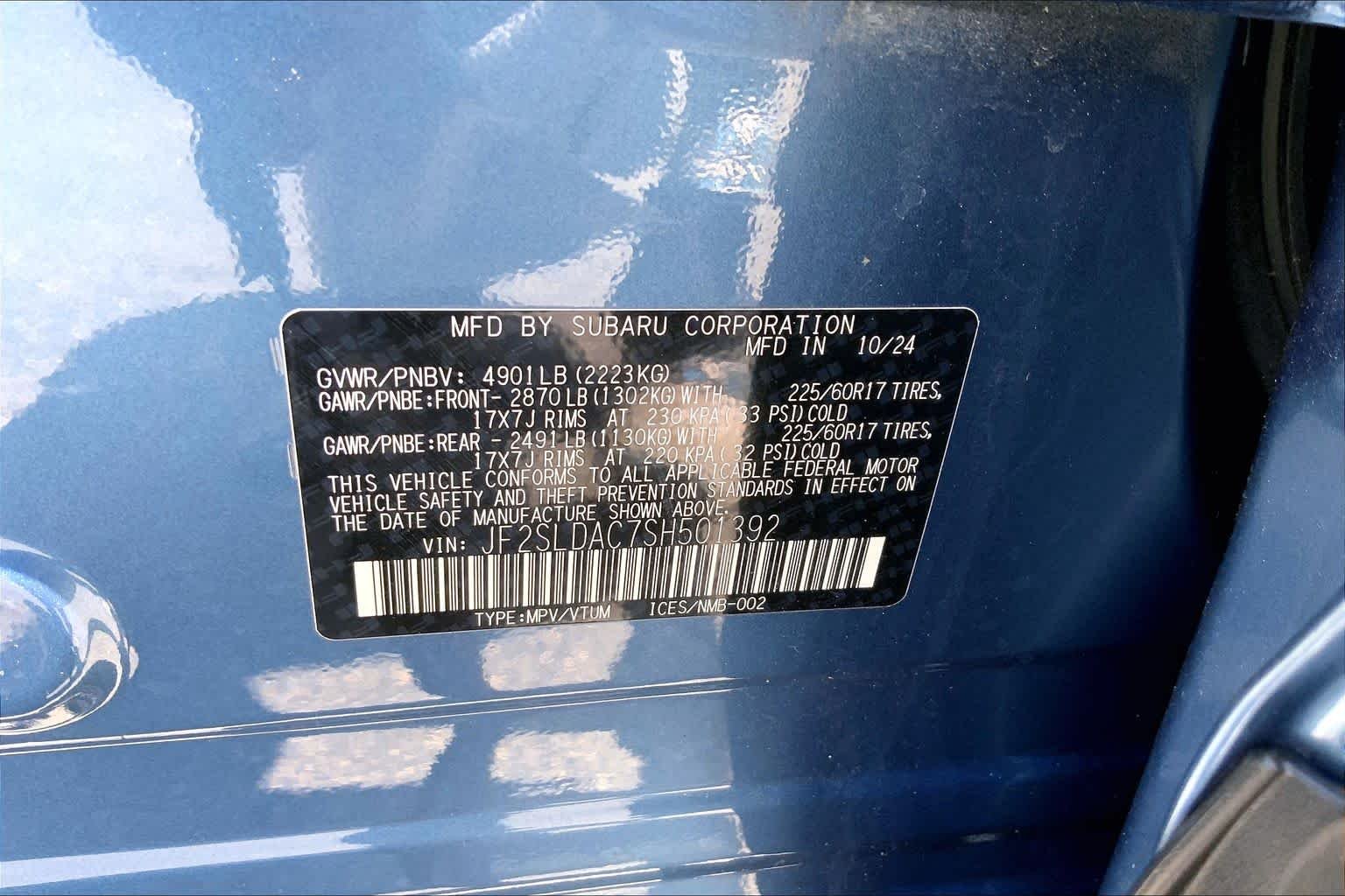 Certified Used 2025 Horizon Blue Pearl Subaru  image 30