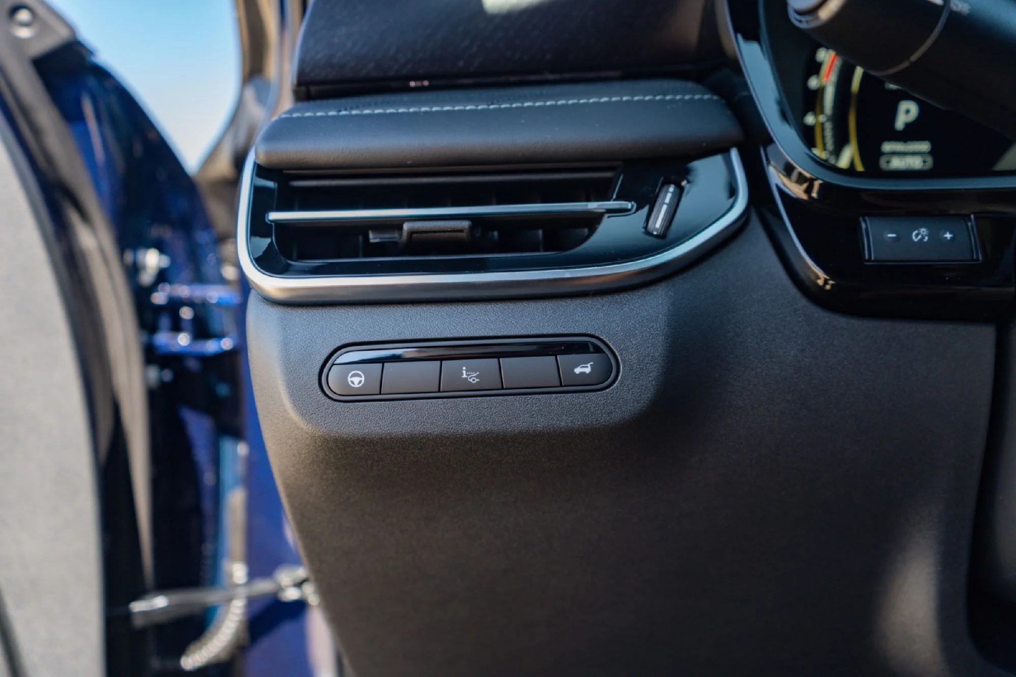 New 2027 GRAND BLUE INFINITI Autograph AWD image 19