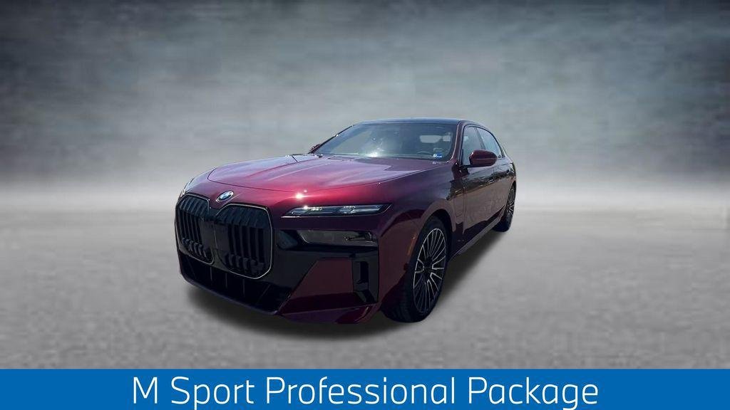 New 2026 Aventurin Red Metallic BMW 750e xDrive image 7