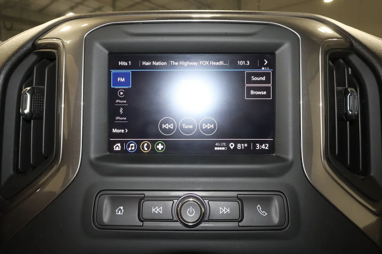 Used 2024 Summit White Chevrolet Custom image 13