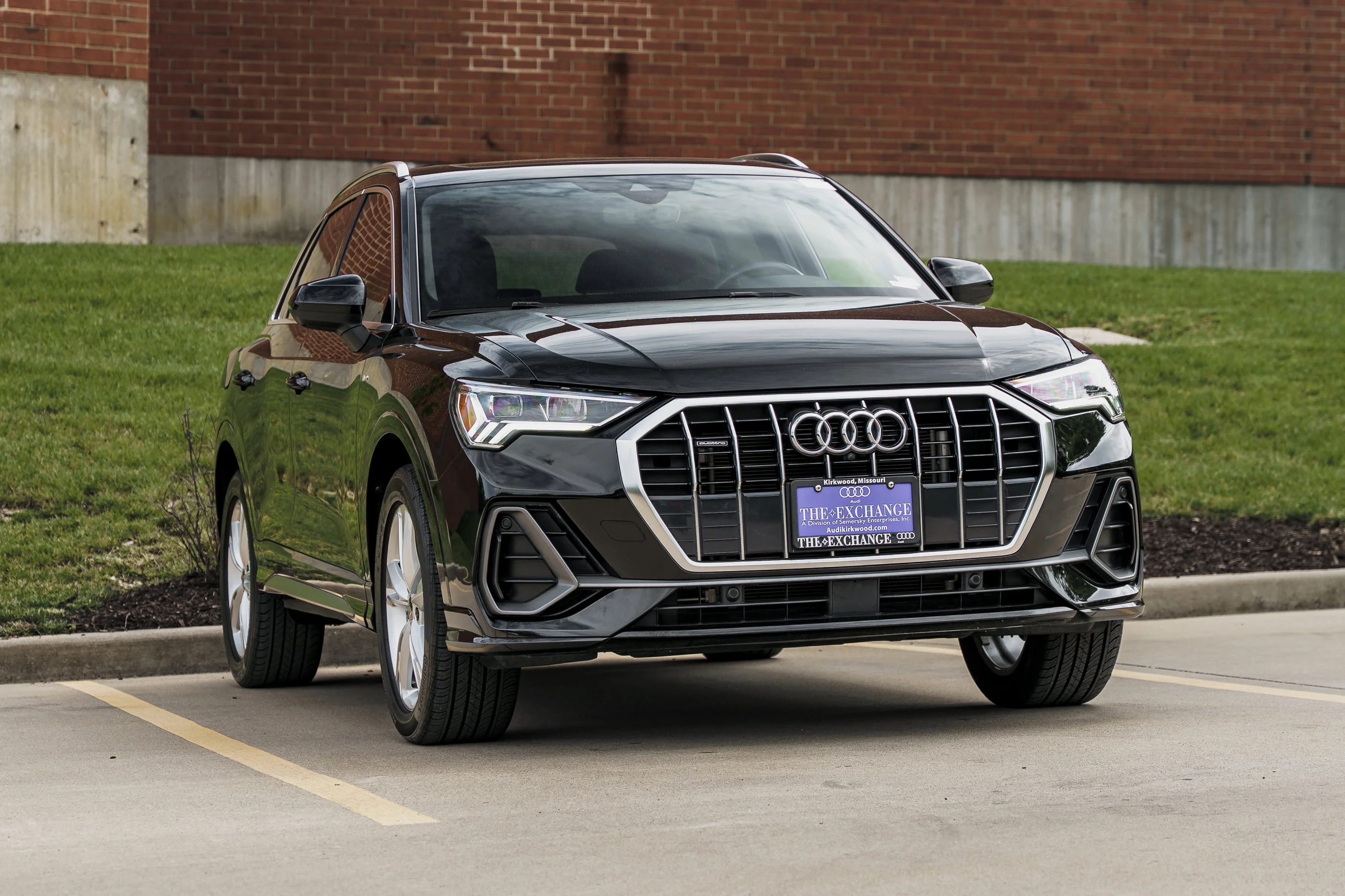 2023 Audi Q3 45 TFSI S Line Premium Plus quattro's photo