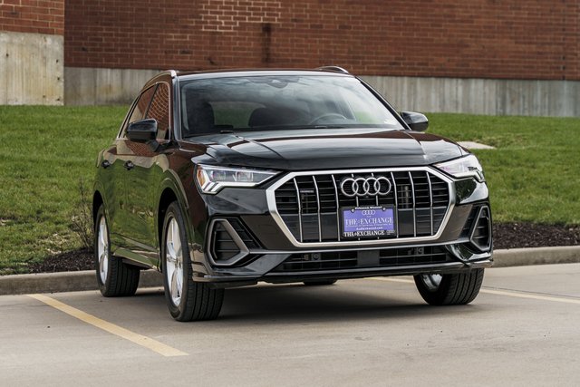 2023 Audi Q3 S line Premium Plus