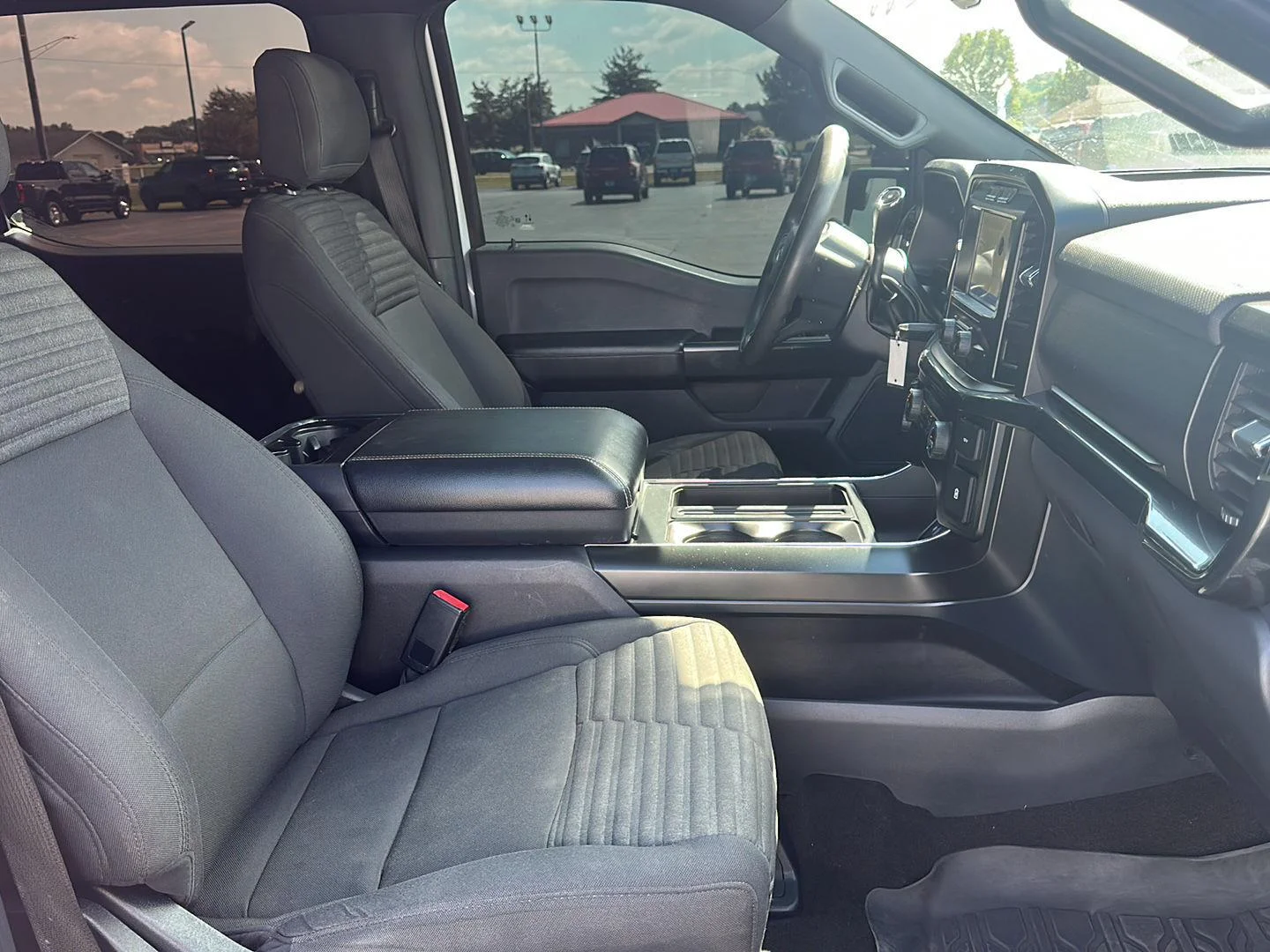 Used 2021 Space Gray Ford XL image 15