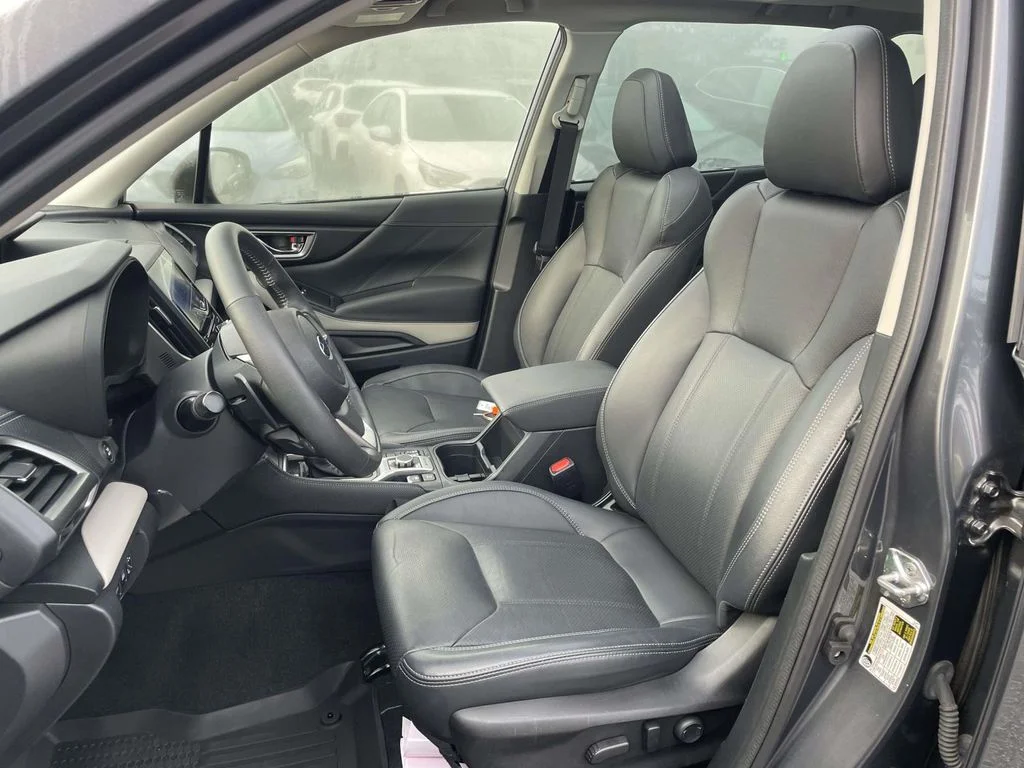 Used 2023 Magnetite Gray Metallic Subaru Limited image 8