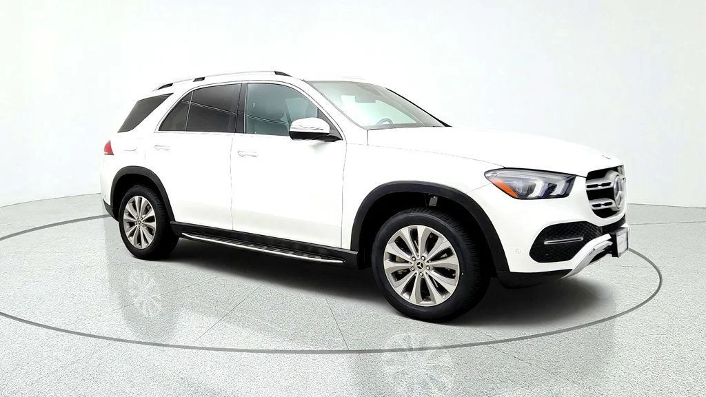 Used 2020 Polar White Mercedes-Benz GLE 350 4MATIC® SUV image 3