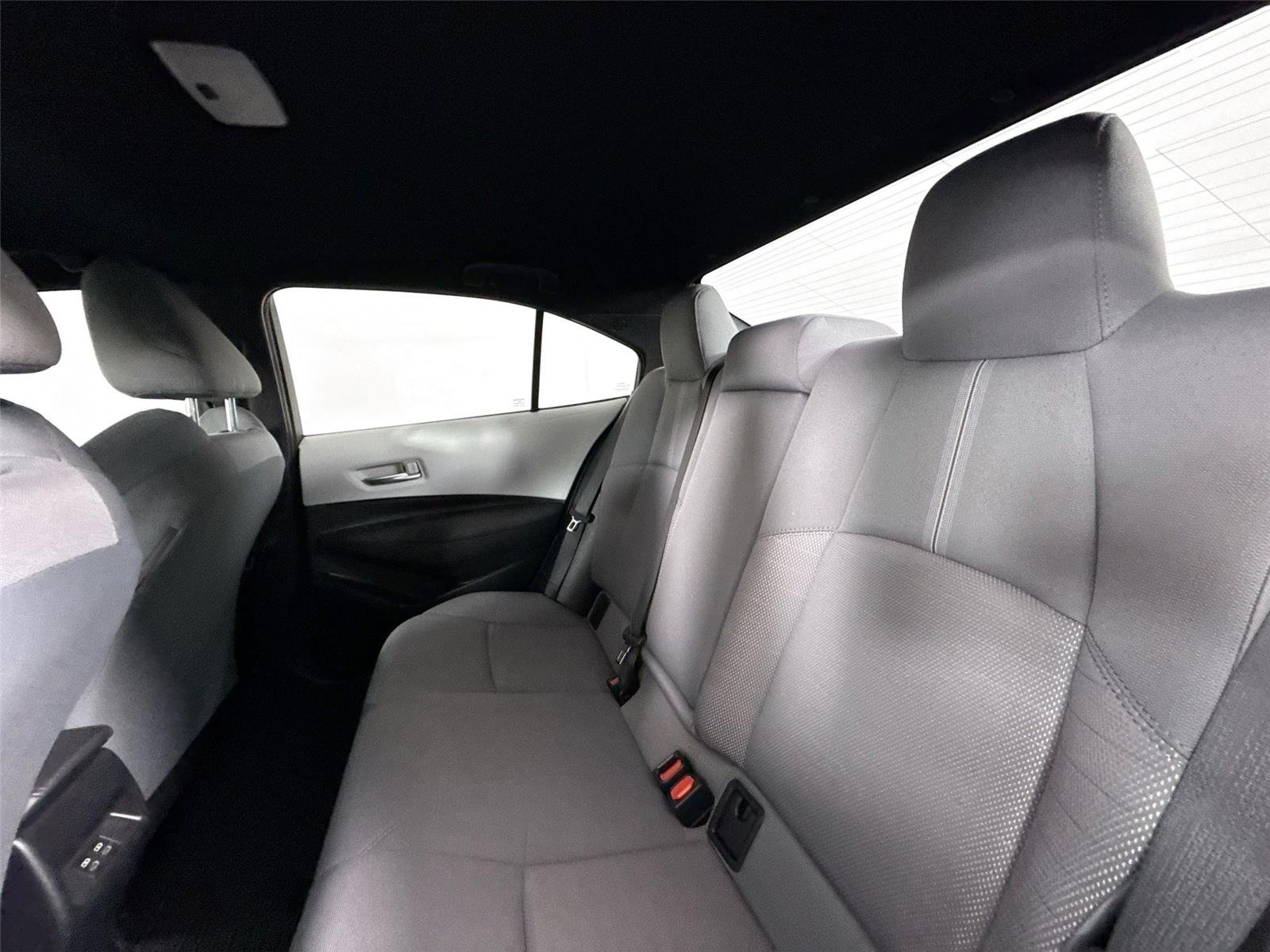 Certified Used 2024 Ice Cap Toyota SE image 28