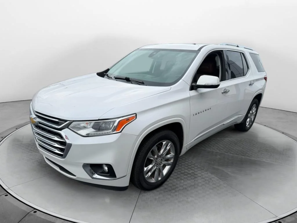 2019 Chevrolet Traverse AWD High Country's photo