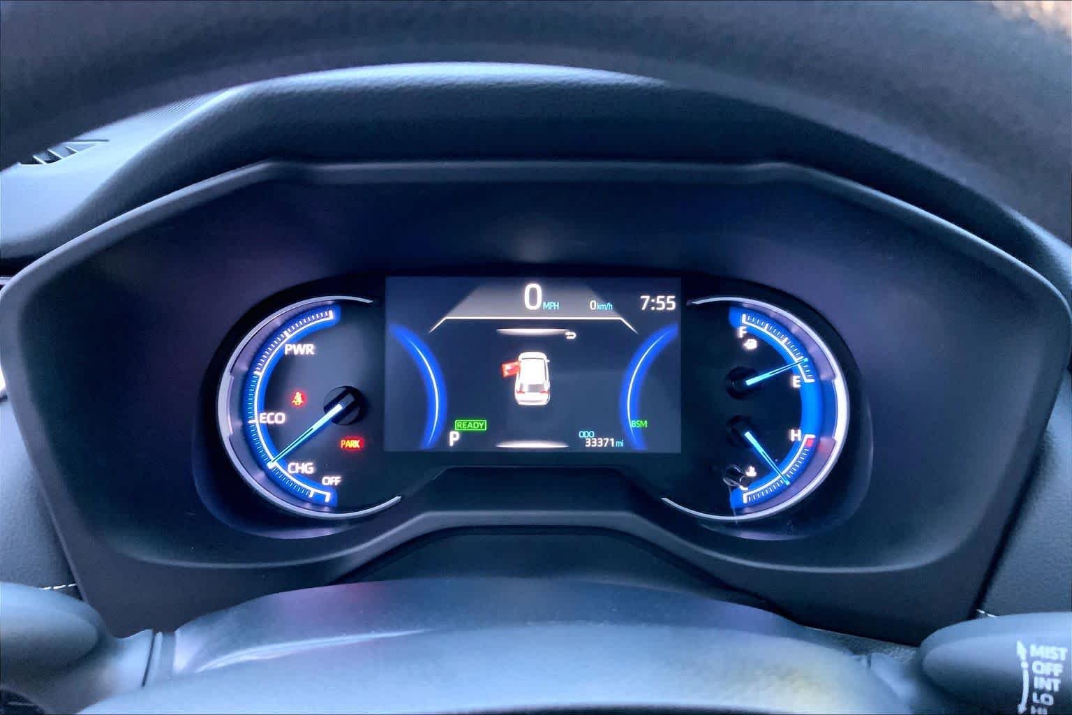 Used 2024 Ice Cap Toyota Hybrid XLE image 23