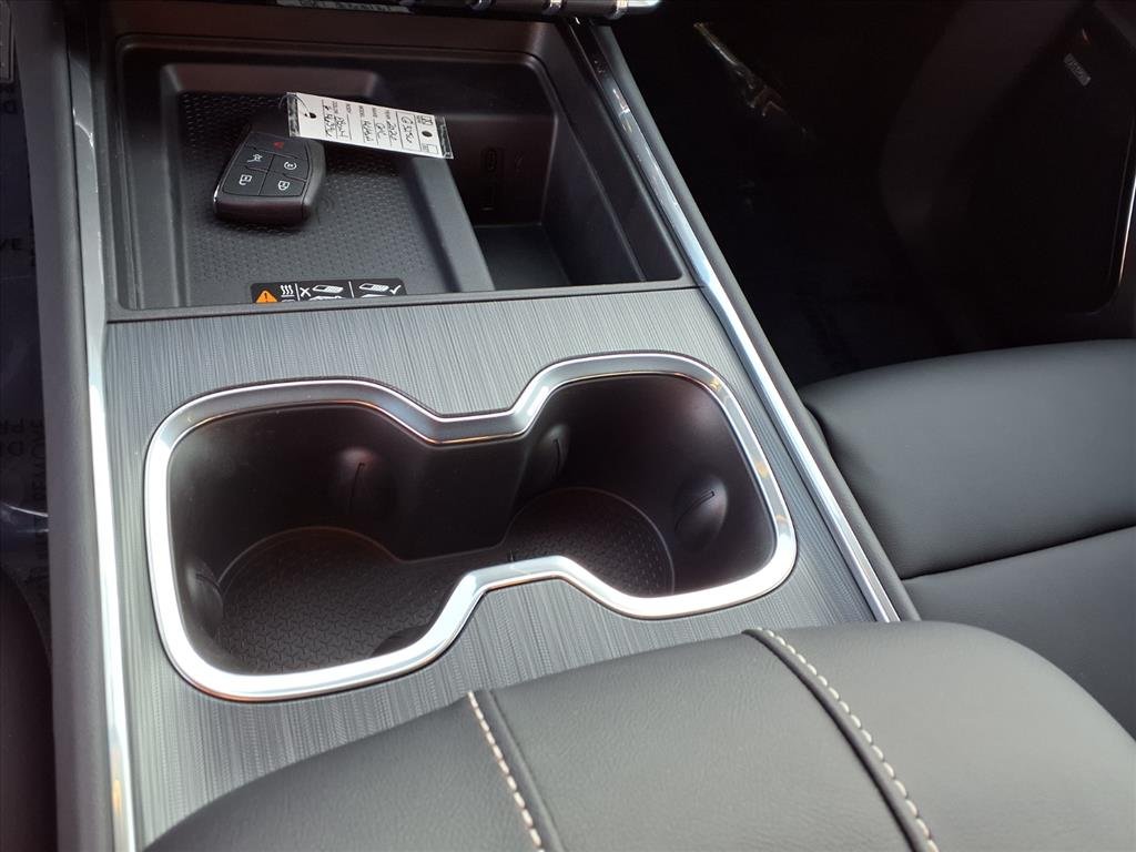 2026 GMC Acadia Elevation - Photo 11
