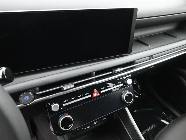 Used 2026 Green Hyundai SEL image 21