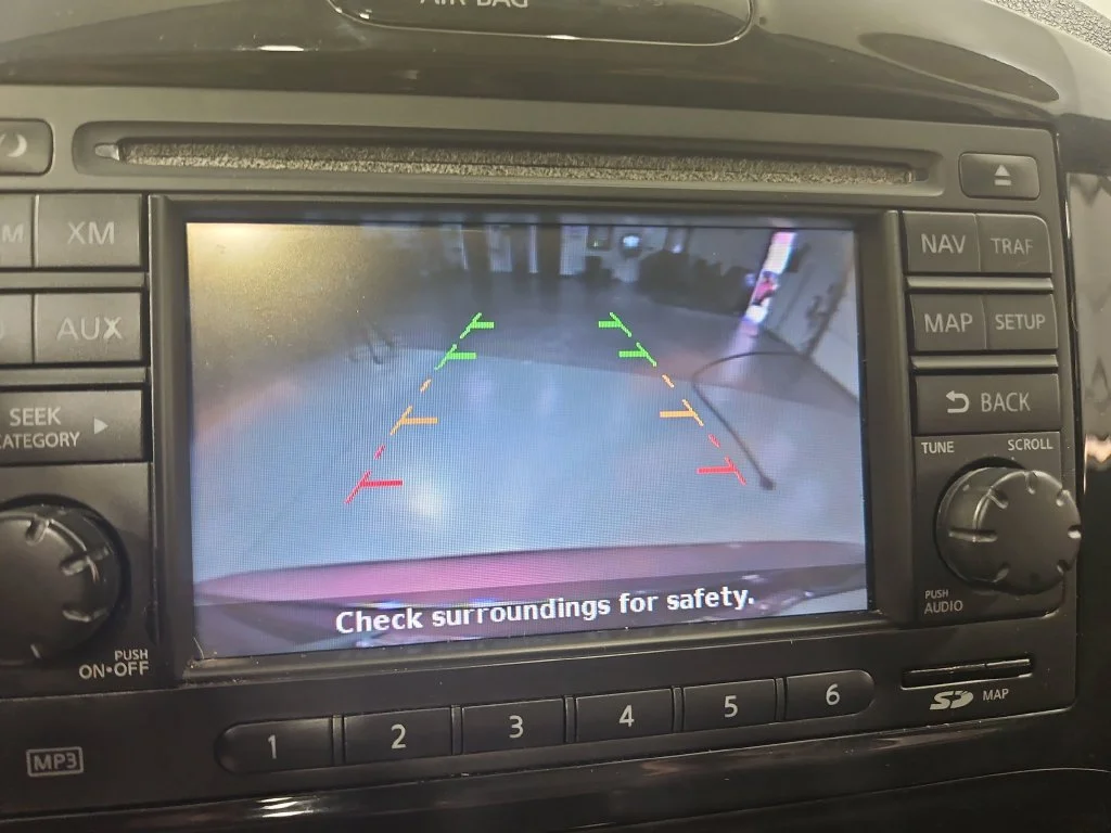 Used 2013 Red Nissan SL image 21