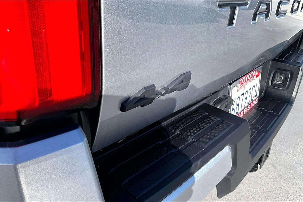 2024 Toyota Tacoma TRD Off Road - Photo 23