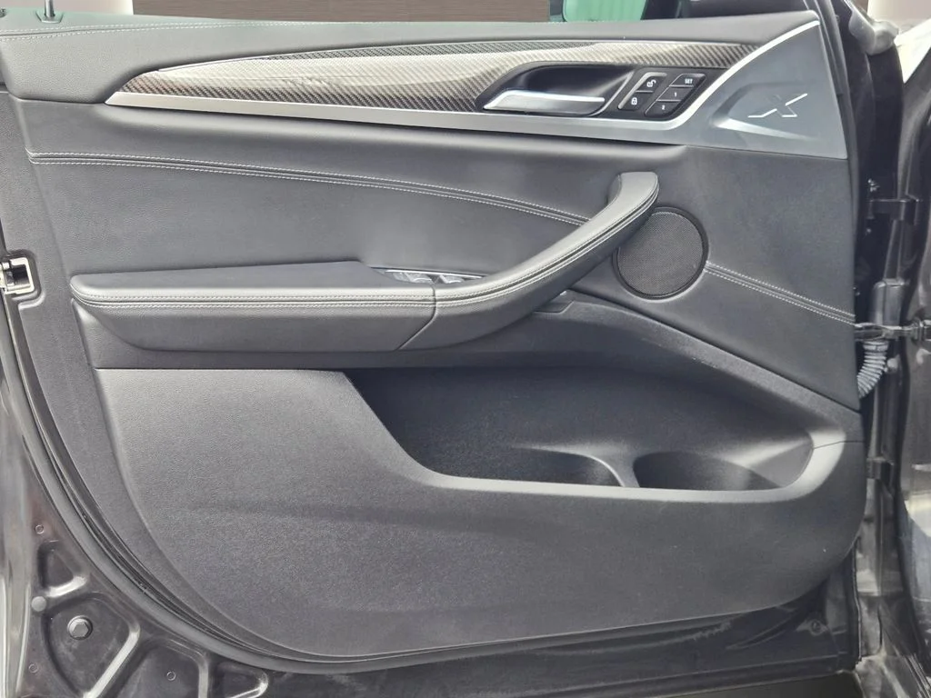 Used 2021 Black BMW M40i image 19