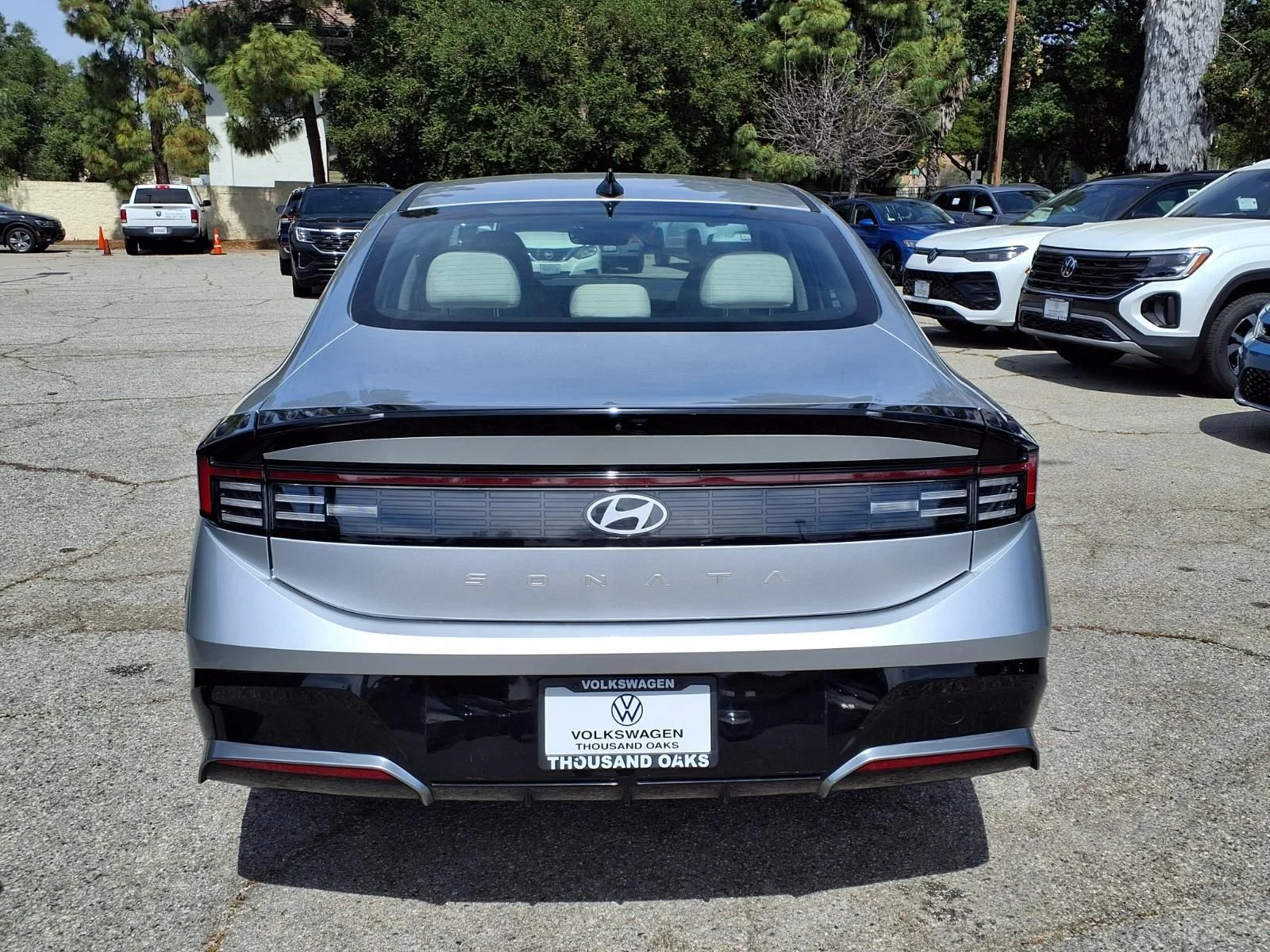 Used 2024 Silver Hyundai SEL image 21