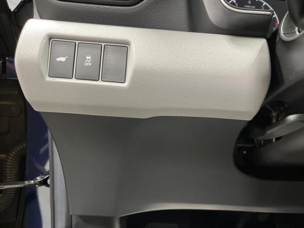Used 2025 Obsidian Blue Pearl Honda Touring image 13