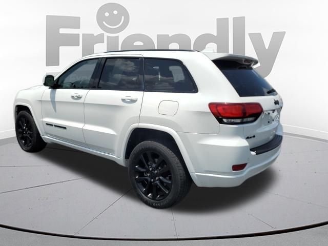 Used 2021 White Jeep Laredo X image 3