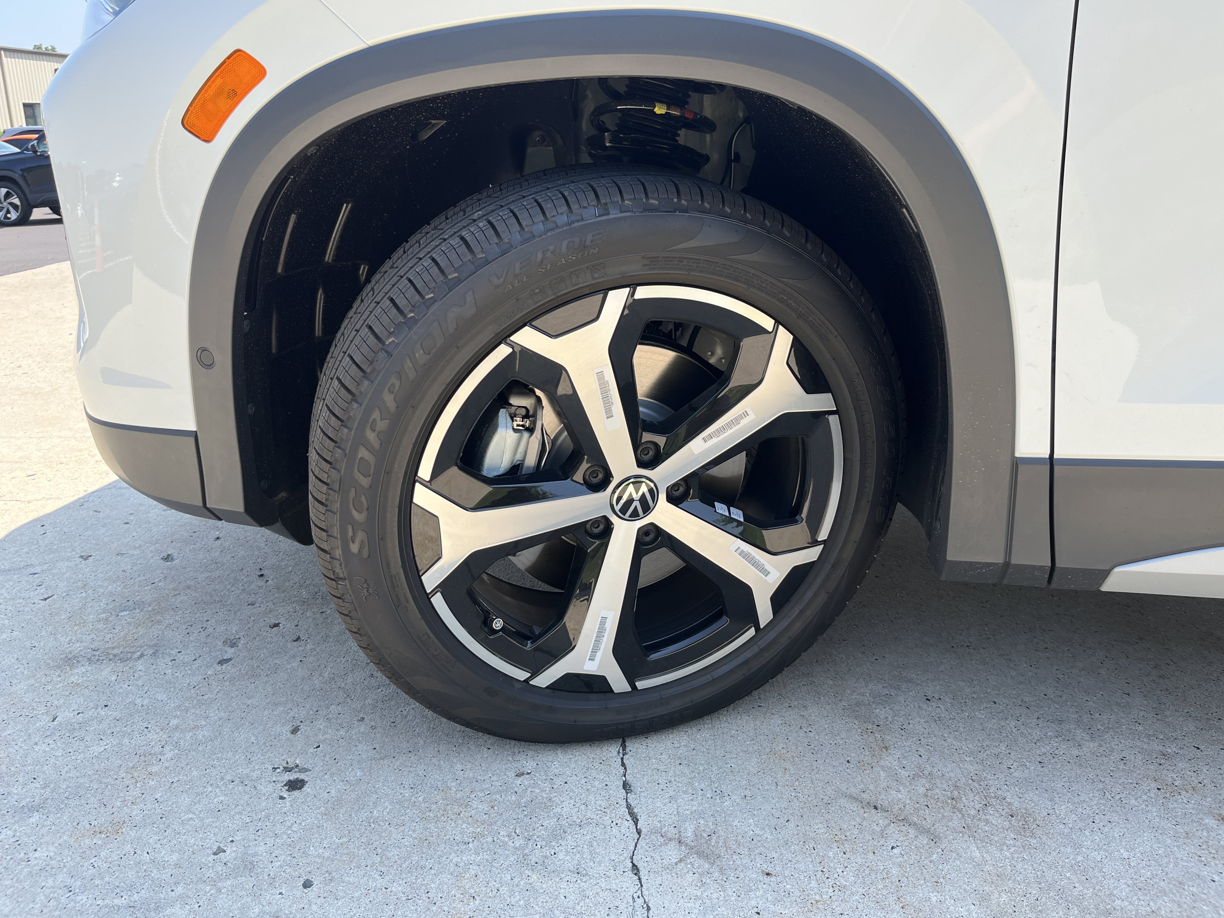 New 2026 White Volkswagen SE image 10