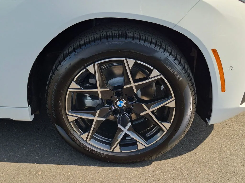 New 2026 White BMW 30 xDrive image 27