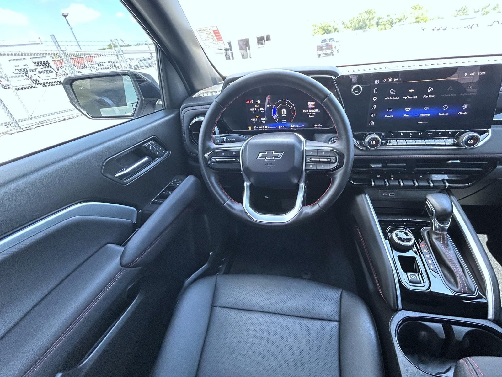 2025 Chevrolet Colorado Z71 - Photo 14
