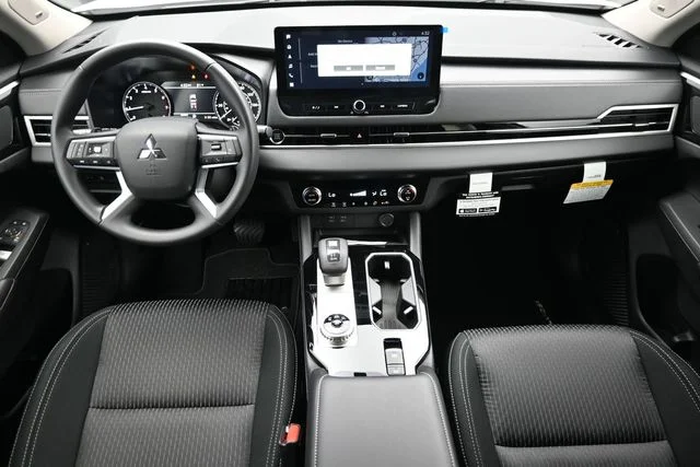 New 2026 White Mitsubishi ES 1.5T 2WD image 11