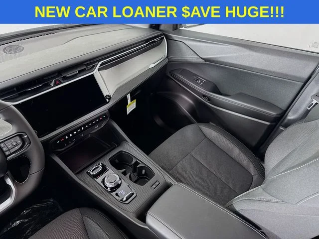 New 2026 Bright White Clear-Coat Exterior Paint Jeep  image 21