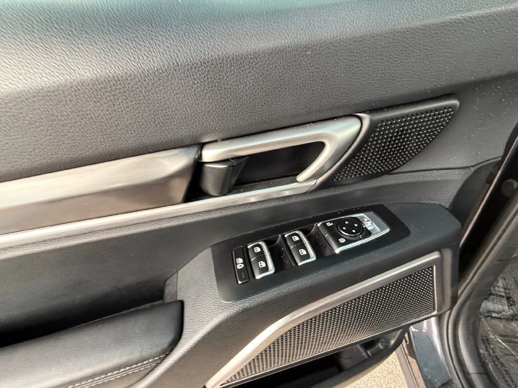 2025 Kia Telluride S - Photo 11