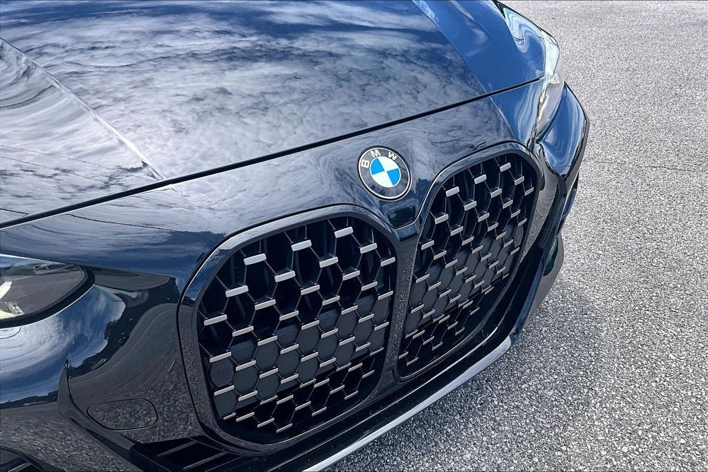 Used 2023 Black BMW M440i image 32
