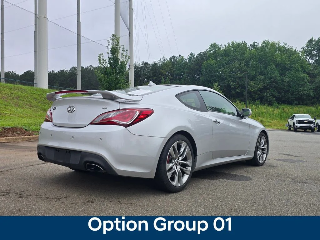 Certified Used 2014 Silver Hyundai 3.8 Ultimate image 3
