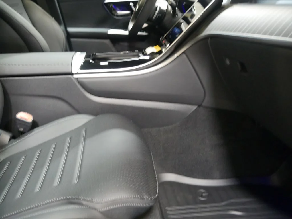 New 2026 Black Mercedes-Benz GLC 300 image 74