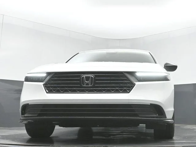 New 2026 Platinum White Pearl Honda Sport-L image 43