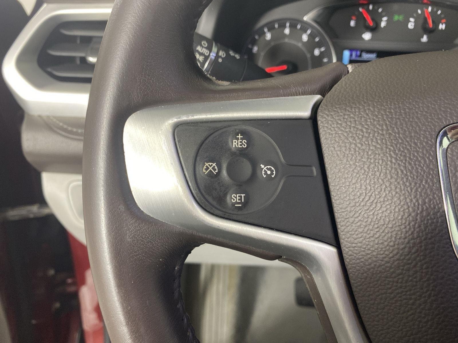 Used 2017 Crimson Red Tintcoat GMC SLT image 15