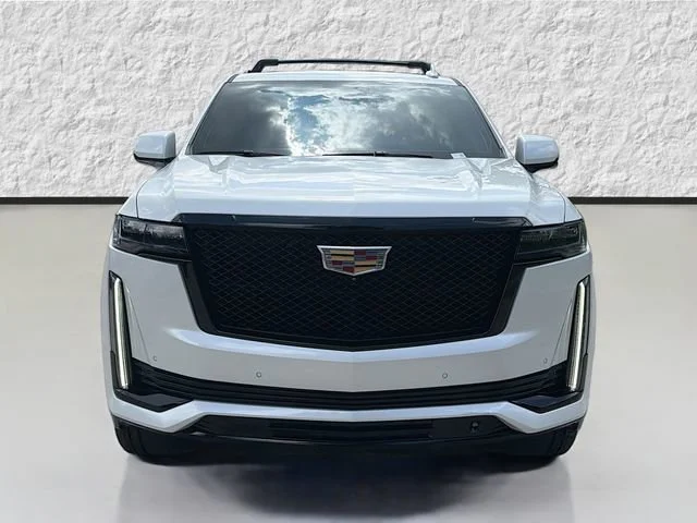 Used 2022 Crystal White Tricoat Cadillac Sport Platinum image 8
