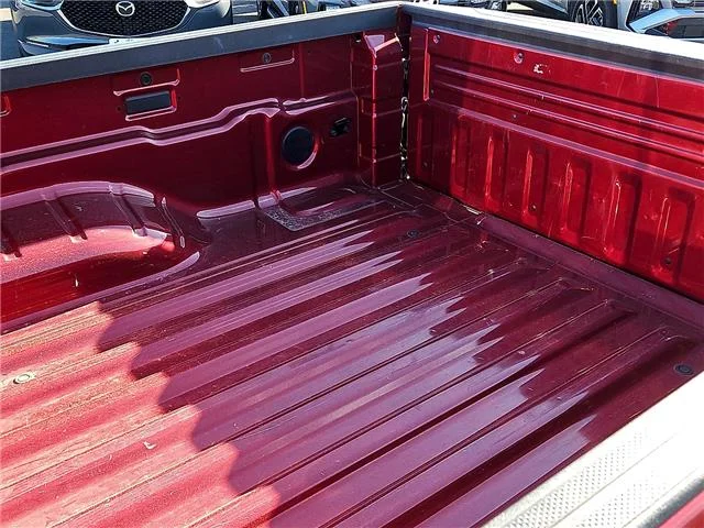 Used 2024 Red Nissan PRO-4X (A9) 4x4 Crew Cab 5 ft. box 126 in. WB image 9