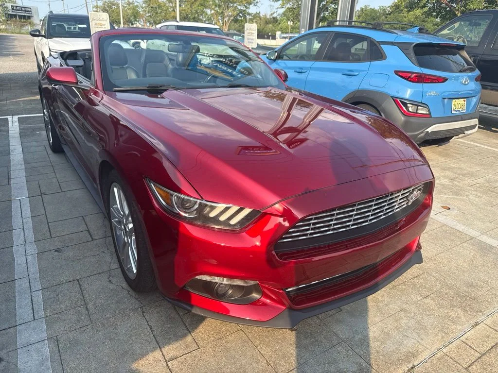 Used 2017 Red Ford EcoBoost Premium image 6