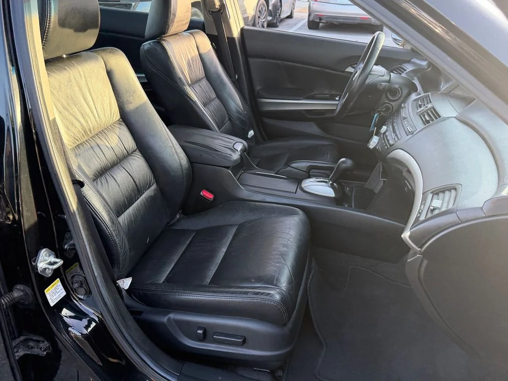 Used 2008 Black Honda EX-L image 9