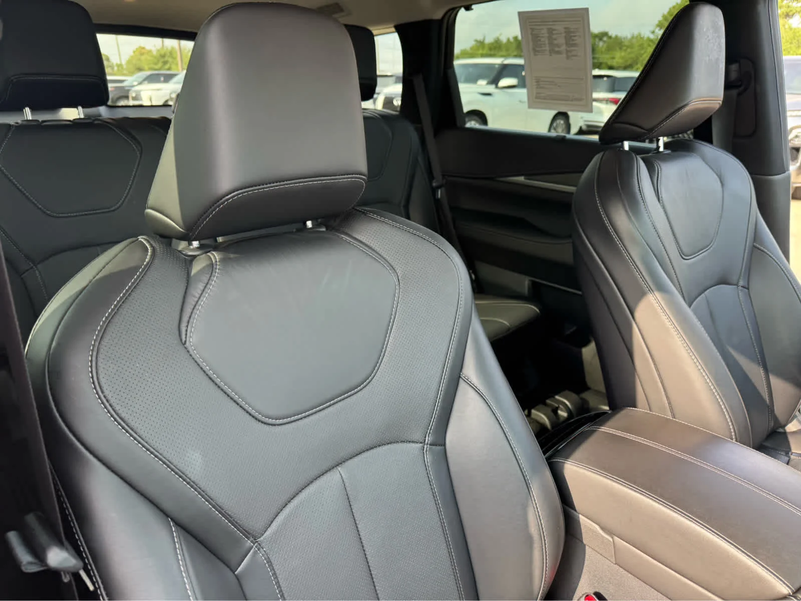 Certified Used 2024 Deep Bordeaux INFINITI LUXE image 13