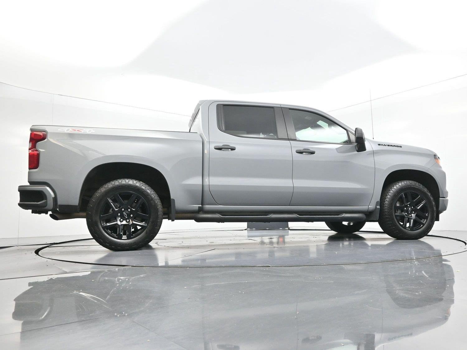 Used 2024 Slate Gray Metallic Chevrolet Custom image 47