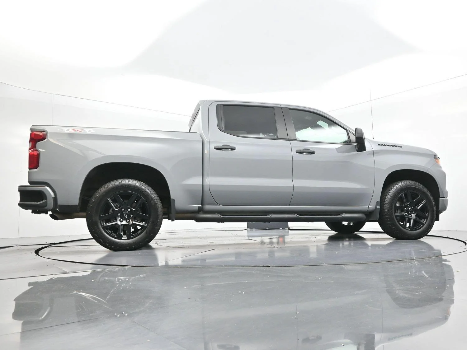 Used 2024 Slate Gray Metallic Chevrolet Custom image 47