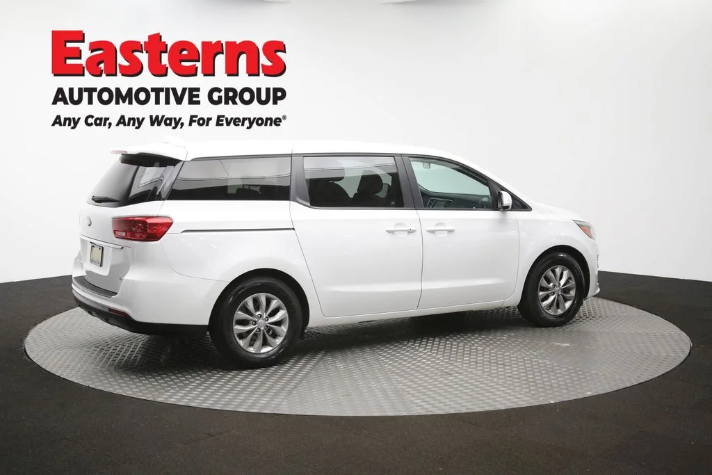 Used 2020 White Kia LX image 42