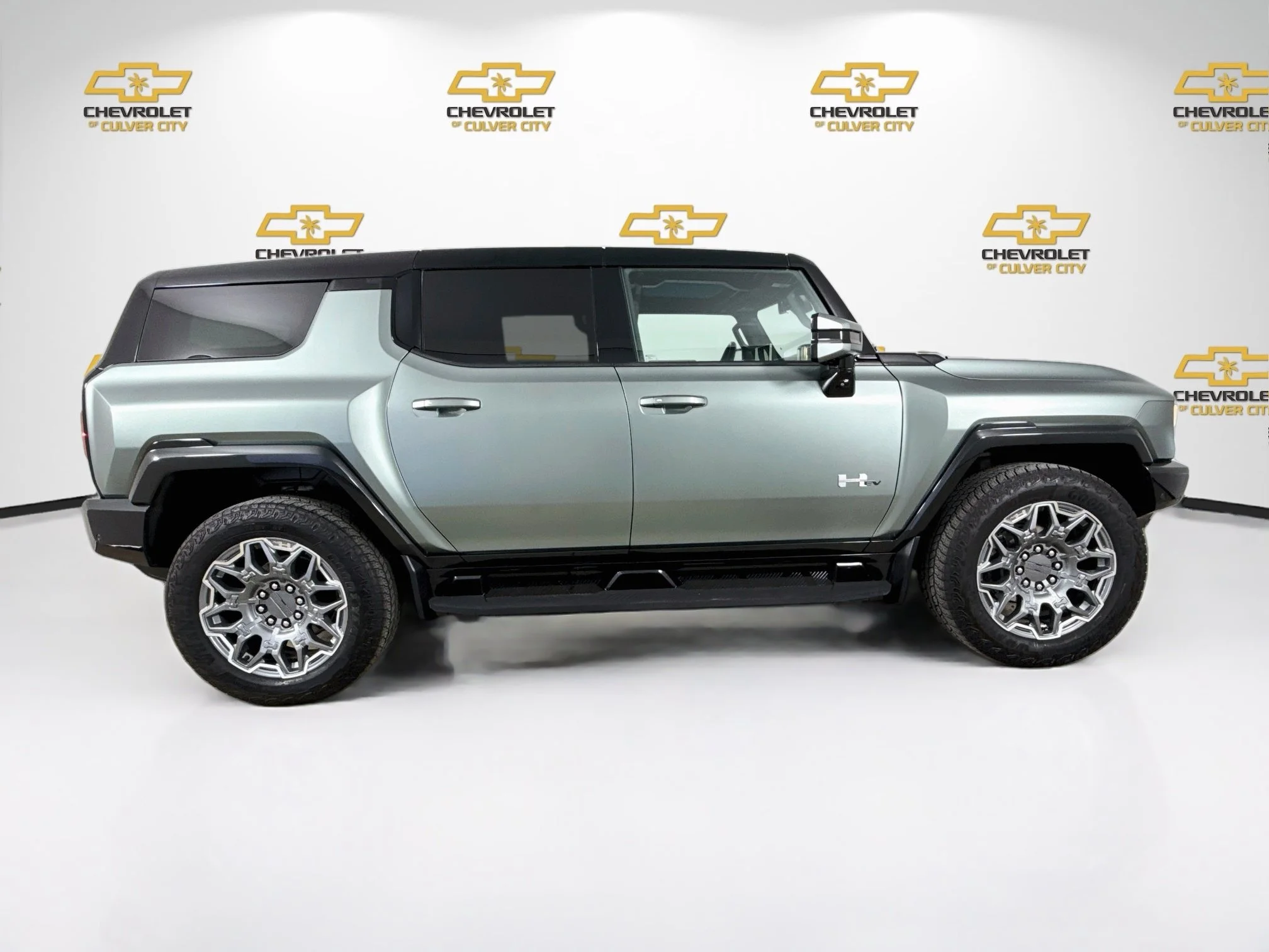 Used 2024 Moonshot Green Matte GMC 3X image 9
