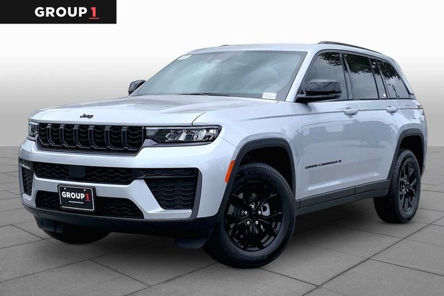 New 2026 Jeep Grand Cherokee Laredo Altitude With Navigation - In-Stock