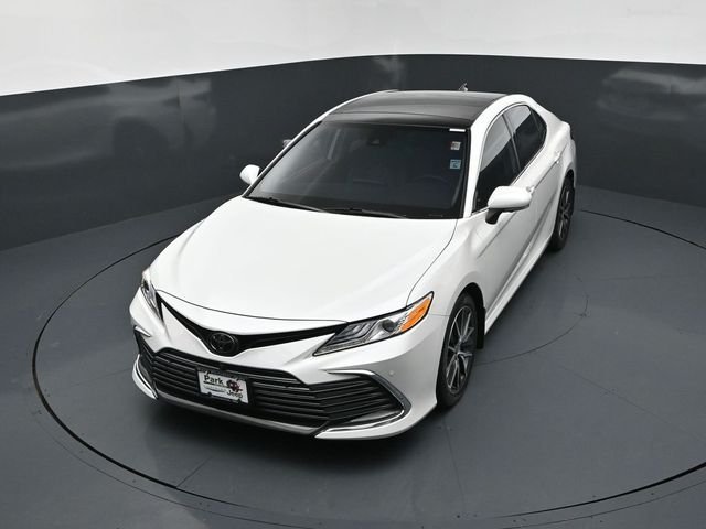 Used 2023 Beige Toyota XLE image 13