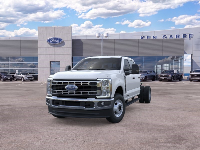 New 2026 Oxford White Ford XL image 2