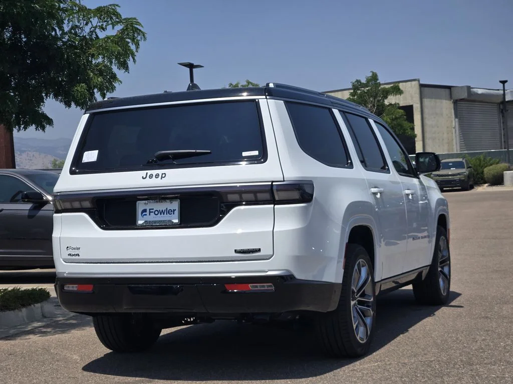 New 2026 Bright White Clearcoat Jeep Summit Reserve image 7