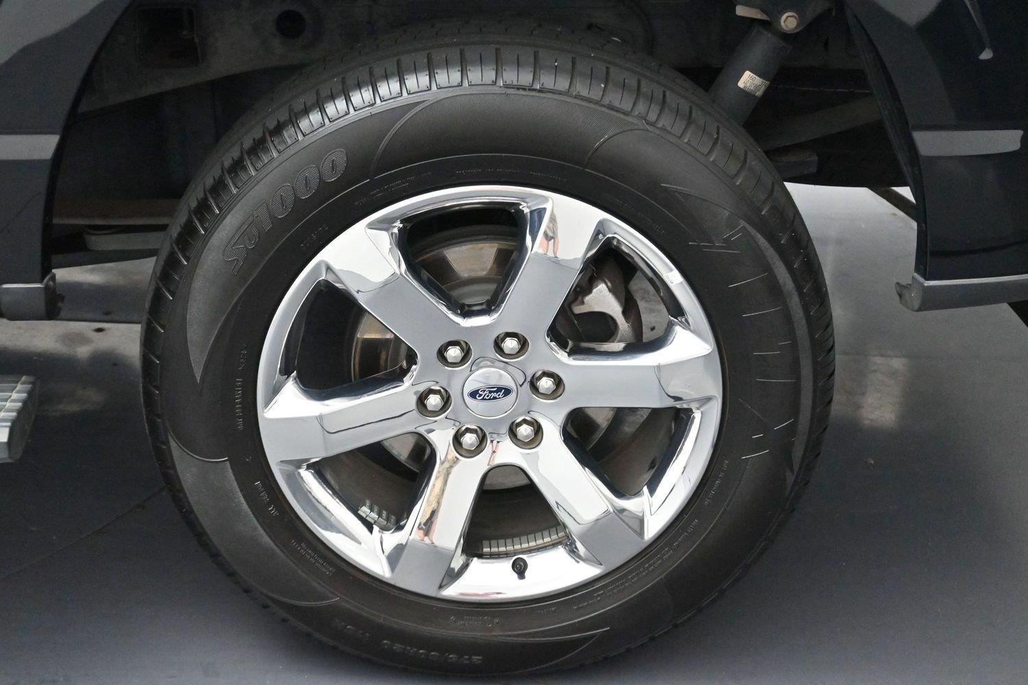 Used 2023 Agate Black Metallic Ford XL image 40