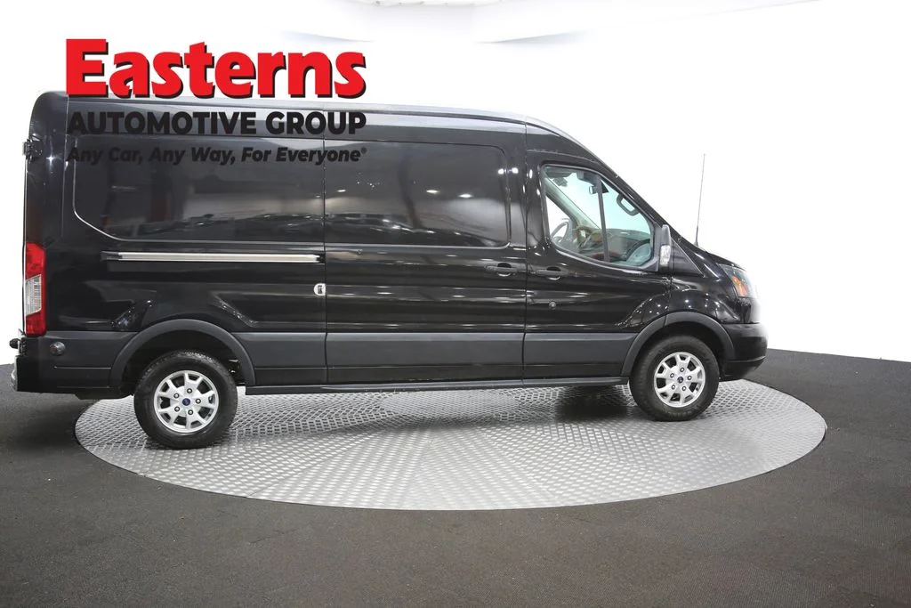 Used 2015 Black Ford Base image 41