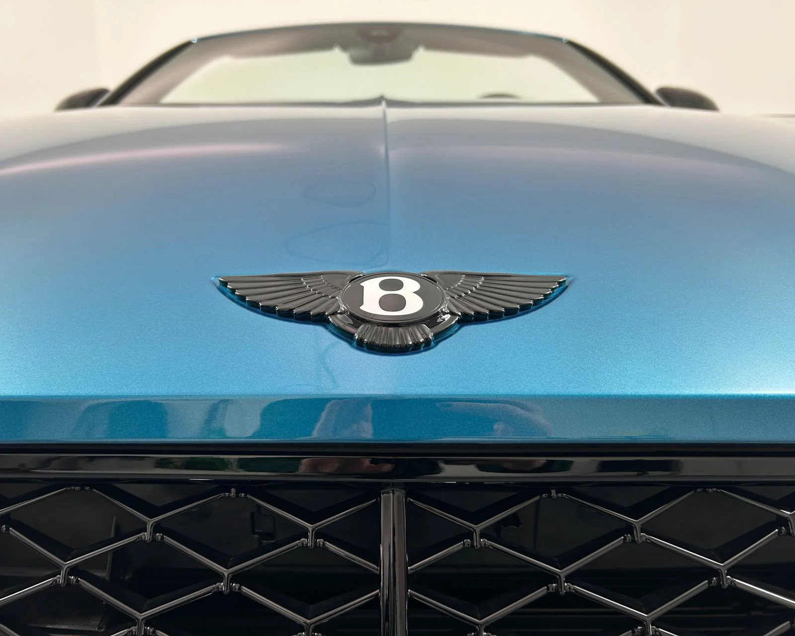 New 2026  Bentley V8 S image 34