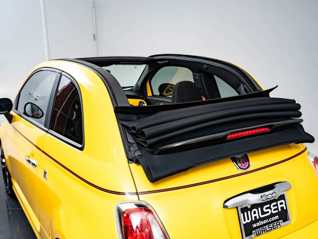 Used 2017 Giallo Moderna Perla (Pearl Yellow Tri-Coat) FIAT Abarth image 26